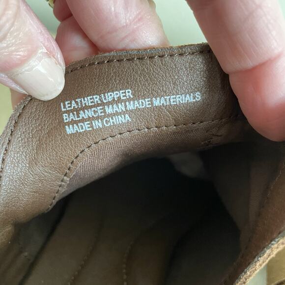 Born Kerri Ankle Boots - Picture 13 of 14